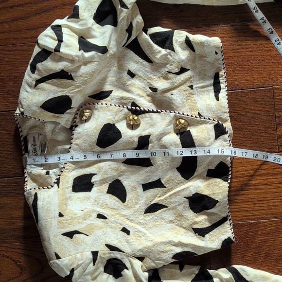 Saks Fifth Avenue - Vintage Silk Cropped Jacket - Picture 7 of 9